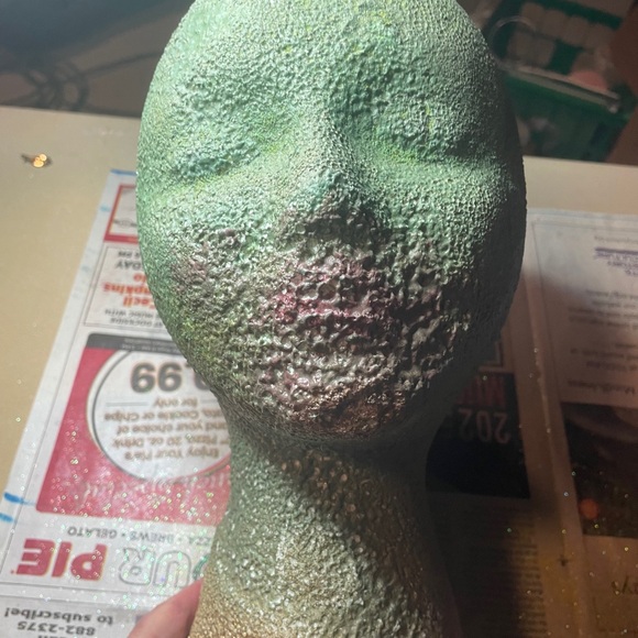 Meet your Posher, Attic Granny - Picture 12 of 16